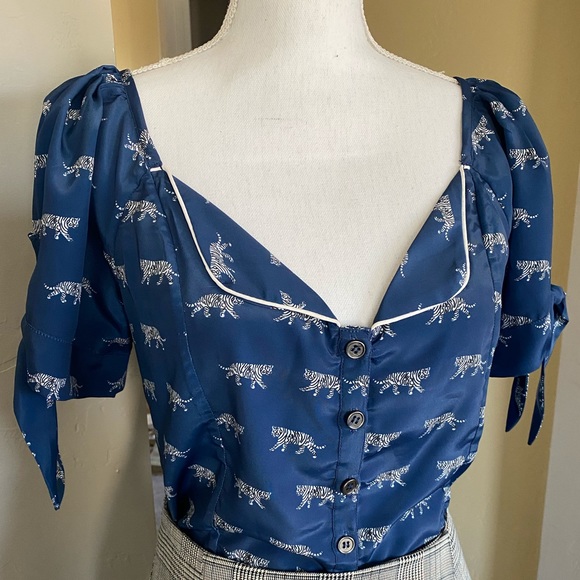 Cleobella cropped blue tiger blouse M - Picture 1 of 4